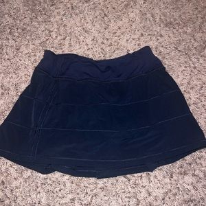 Lululemon Pace rival skirt in navy